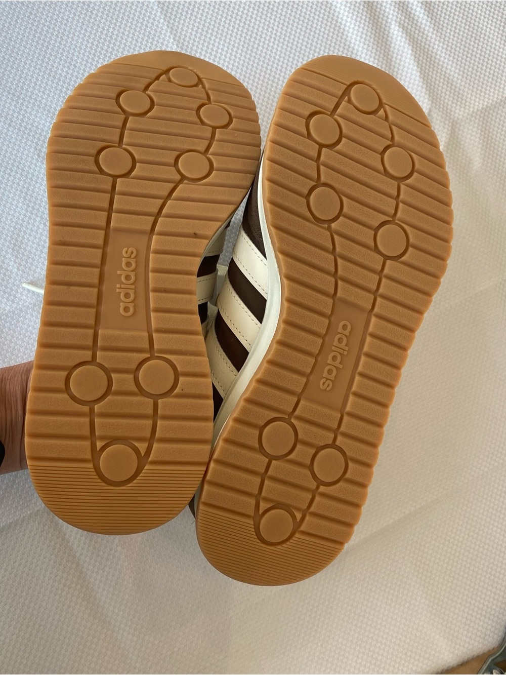 adidas Men’s Brown & White Cloudfoam Casual Sneakers - Picture 6 of 12